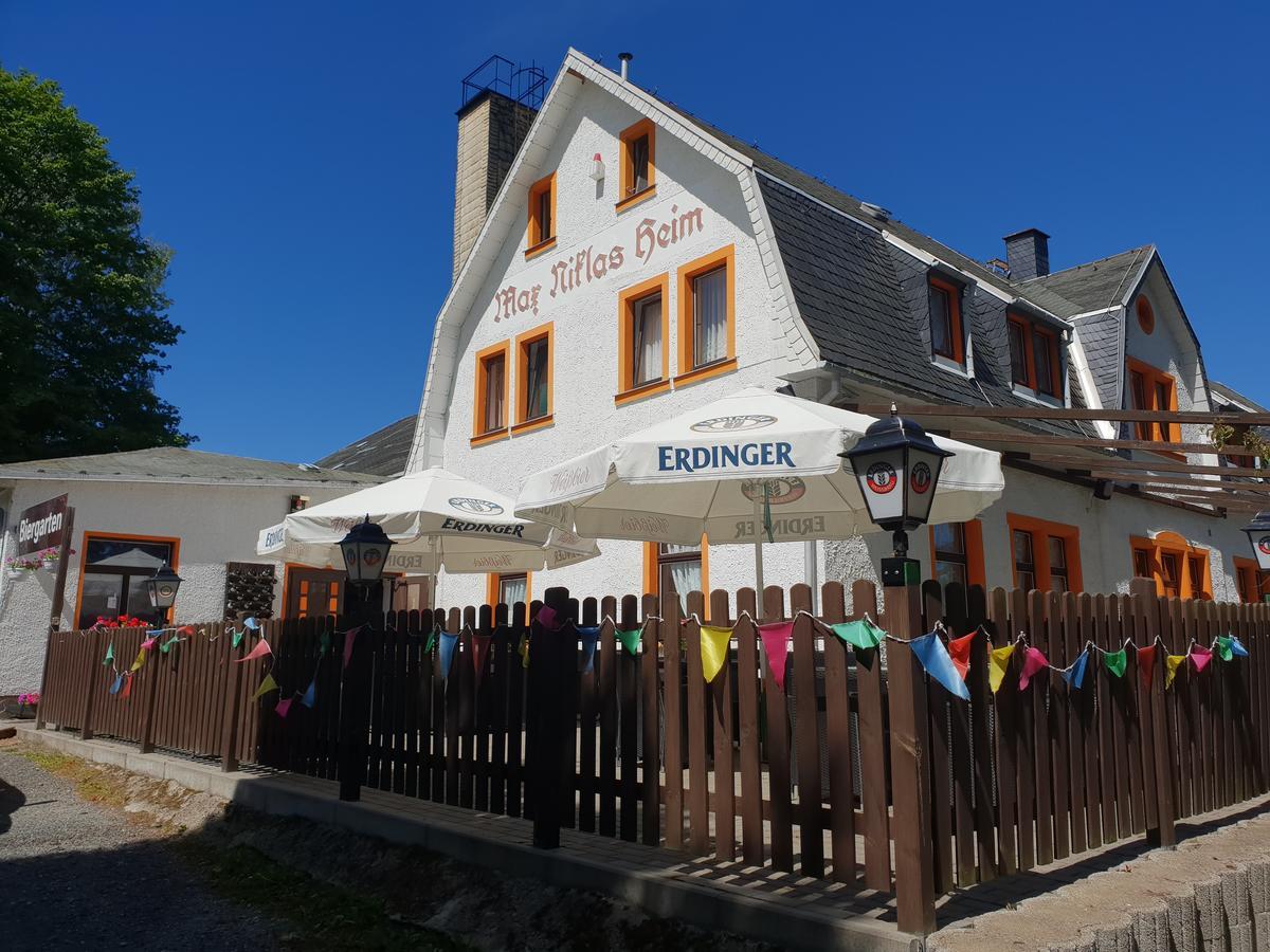 Pension Und Restaurant Die Burg Ehrenfriedersdorf Extérieur photo